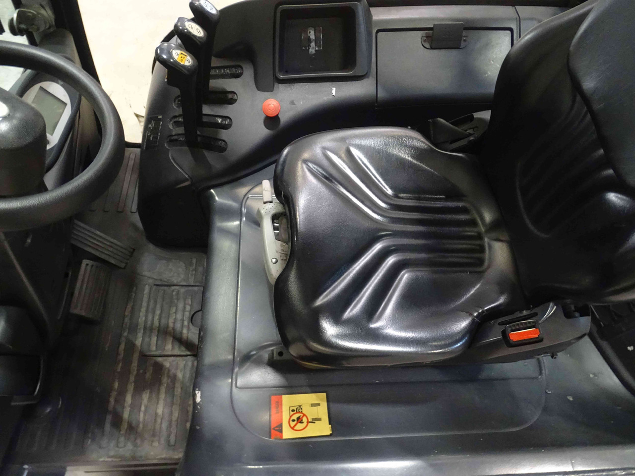 Still RX60-40 - Chariot élévateur électrique: photos 3 Still RX60-40 - Chariot élévateur électrique: photos 3