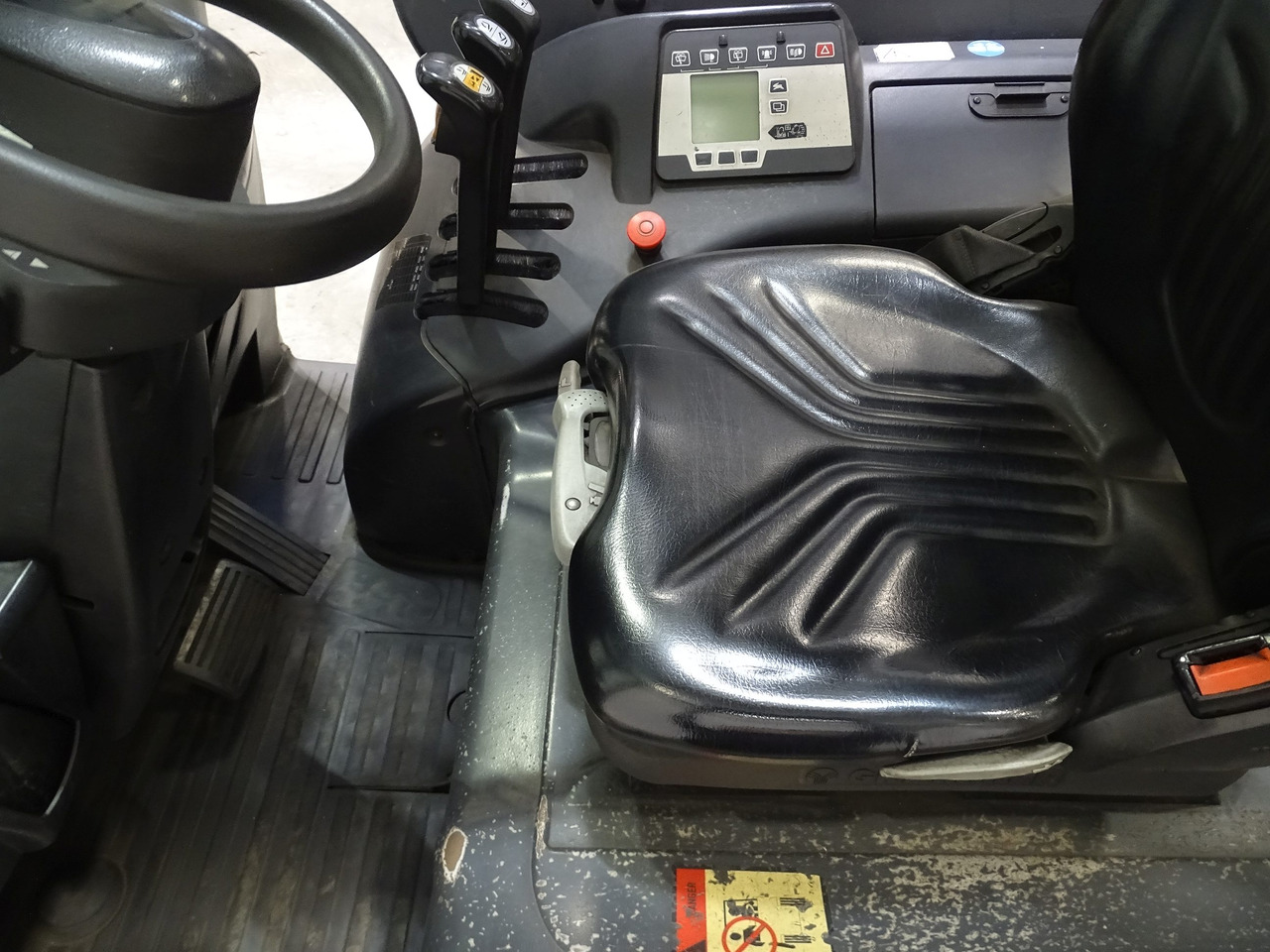 Still RX60-50 - Chariot élévateur électrique: photos 3 Still RX60-50 - Chariot élévateur électrique: photos 3