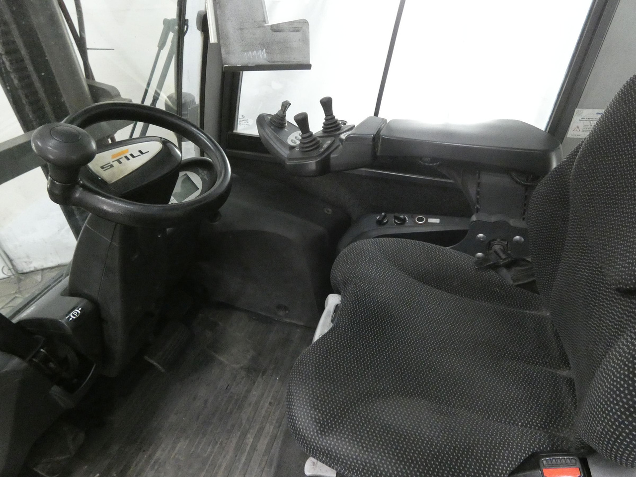 Still RX70-60 - Chariot élévateur diesel: photos 3 Still RX70-60 - Chariot élévateur diesel: photos 3