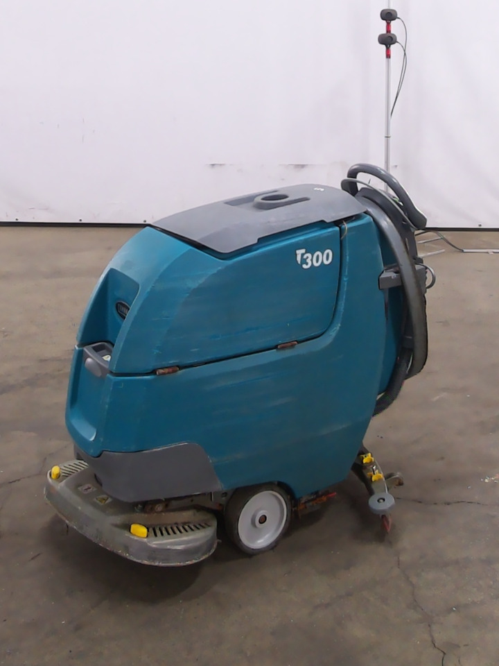 Tennant SCHEUERSAUGMASCHINE - Autolaveuse: photos 1 Tennant SCHEUERSAUGMASCHINE - Autolaveuse: photos 1