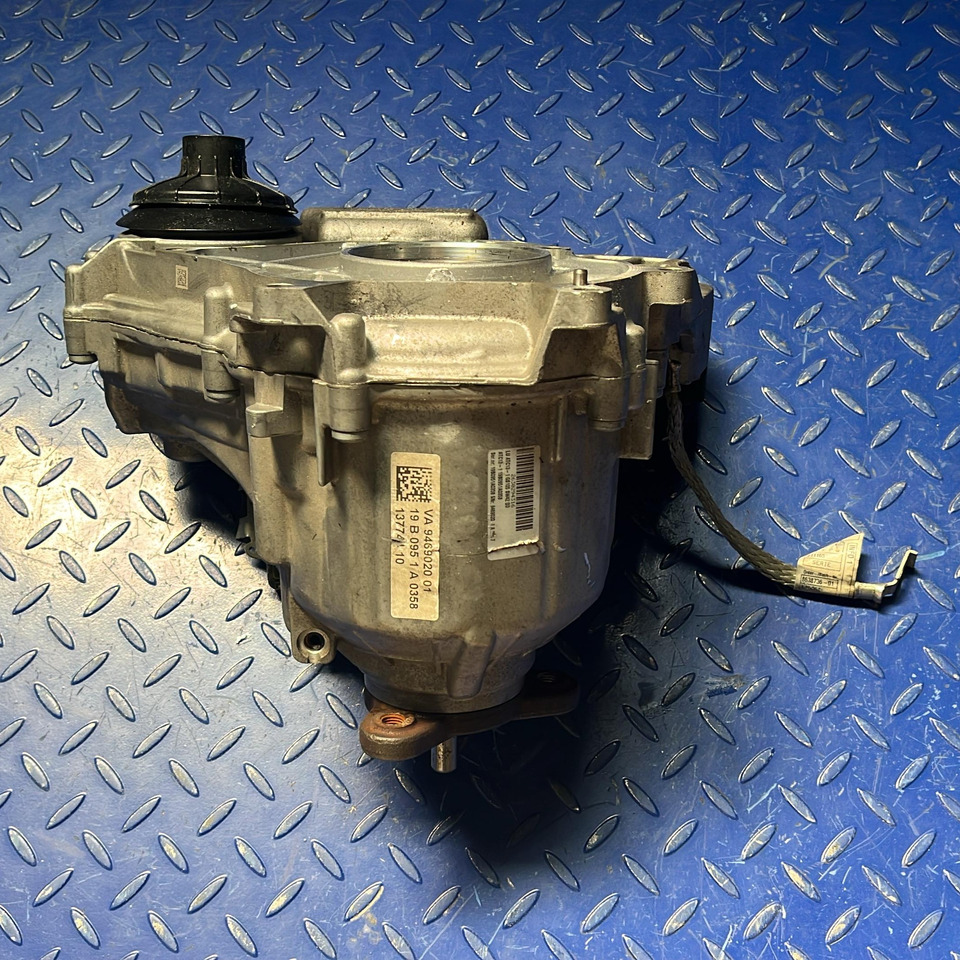 BMW Transfer case 9469020 - Transmission: photos 1 BMW Transfer case 9469020 - Transmission: photos 1
