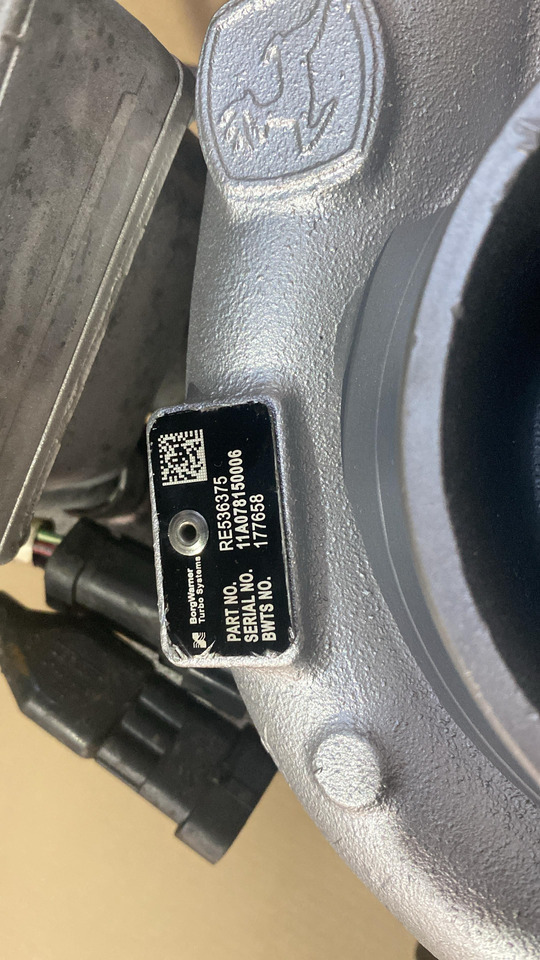 BorgWarner RE536375 JOHN DEERE TRAKTOR - Turbocompresseur pour Tracteur agricole: photos 2 BorgWarner RE536375 JOHN DEERE TRAKTOR - Turbocompresseur pour Tracteur agricole: photos 2