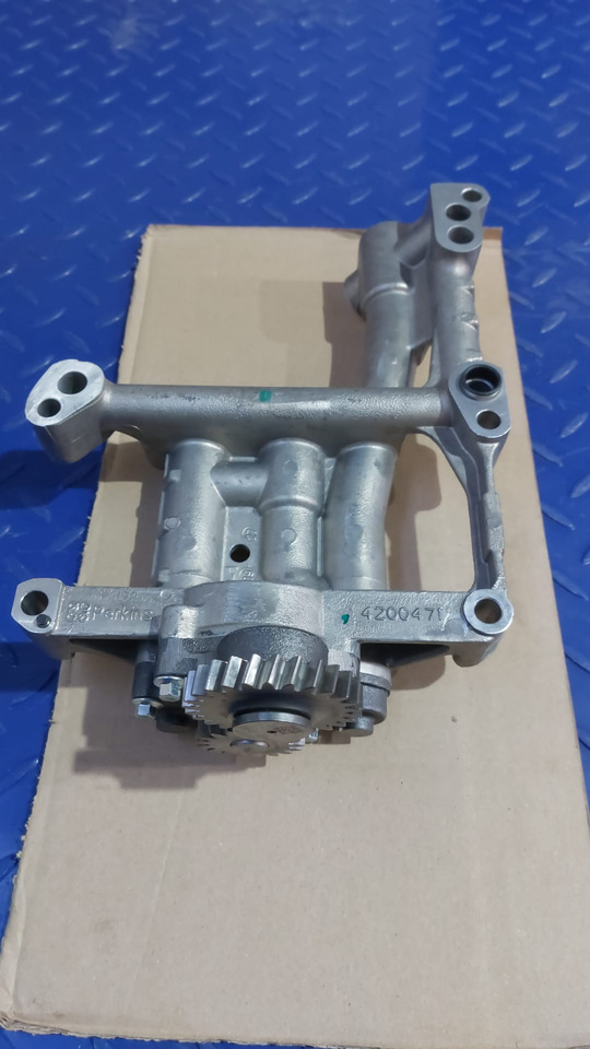 CATERPILLAR oil pump C4.4, C6.6 4200471 - Pompe à huile pour Camion: photos 2 CATERPILLAR oil pump C4.4, C6.6 4200471 - Pompe à huile pour Camion: photos 2
