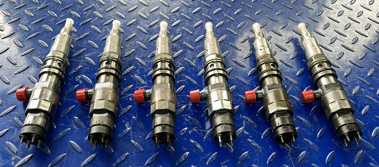 CLAAS Injector Claas Lexion - Pompe haute pression: photos 2 CLAAS Injector Claas Lexion - Pompe haute pression: photos 2