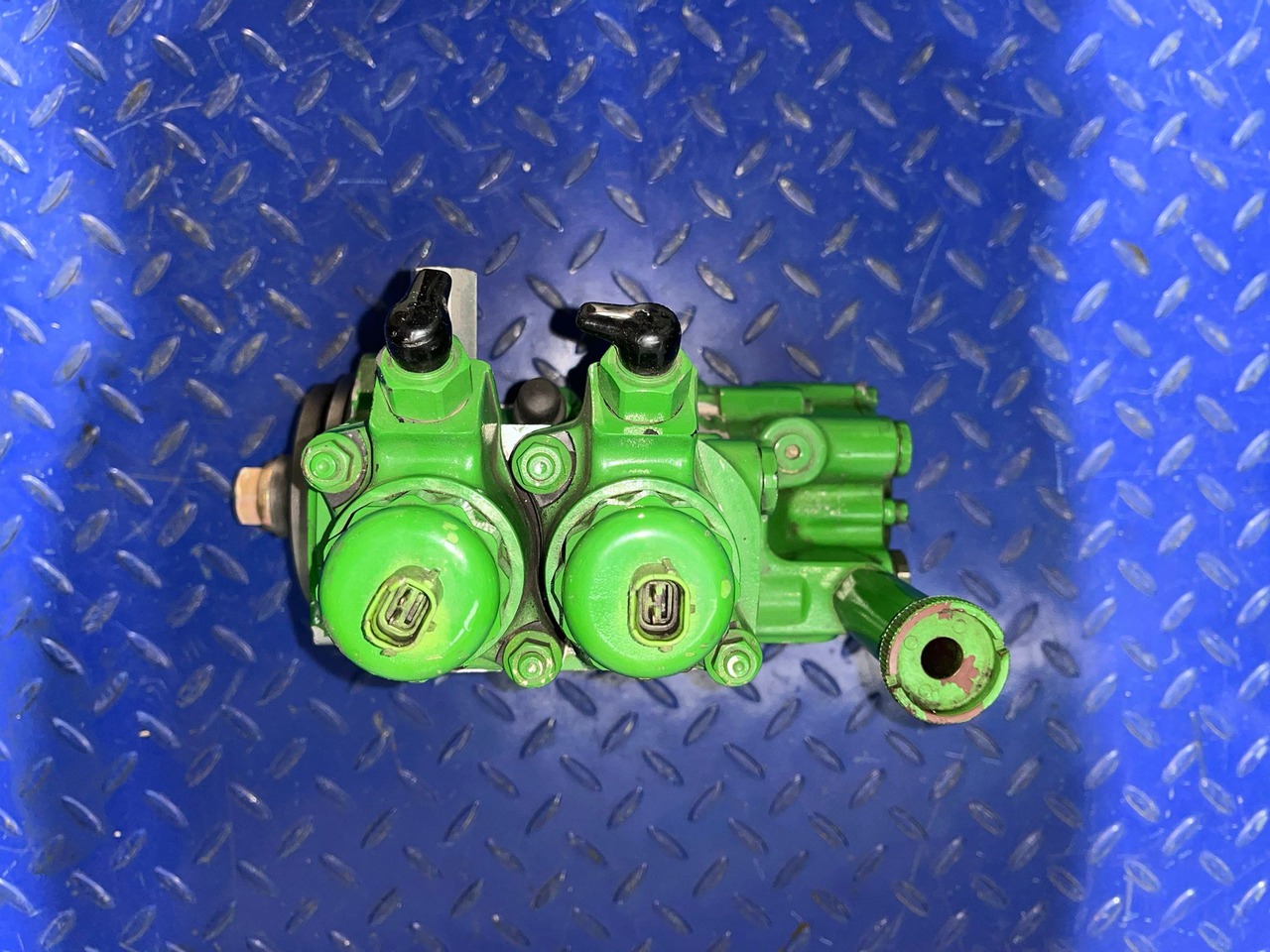 DENSO 094000-0311 - Pompe à carburant pour Machine agricole: photos 5 DENSO 094000-0311 - Pompe à carburant pour Machine agricole: photos 5