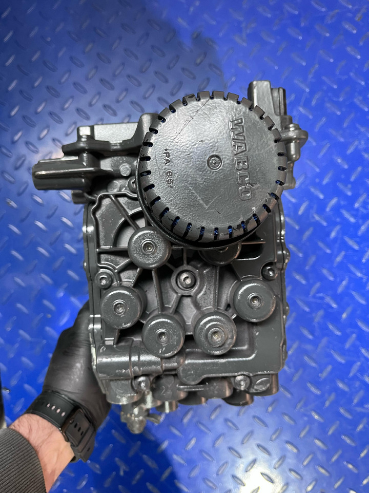 KNORR-BREMSE Air Discharge Valve A0004461664 - Pièce universelle: photos 5 KNORR-BREMSE Air Discharge Valve A0004461664 - Pièce universelle: photos 5