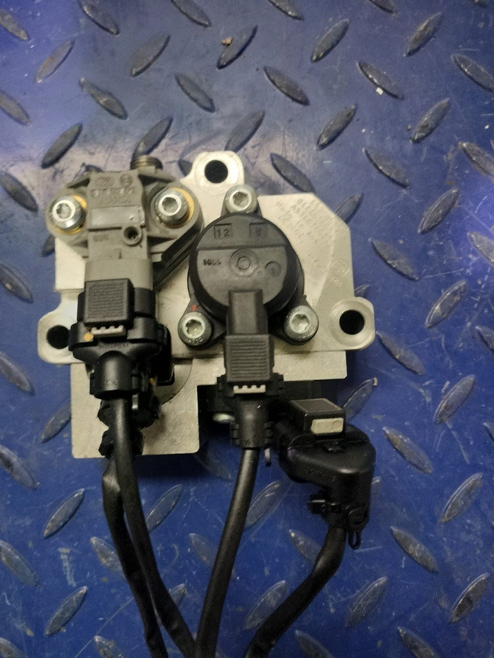 MERCEDES-BENZ Atego 2015 om934 fuel metering unit A9360700255 A9360700255 - Pompe à carburant pour Camion: photos 1 MERCEDES-BENZ Atego 2015 om934 fuel metering unit A9360700255 A9360700255 - Pompe à carburant pour Camion: photos 1
