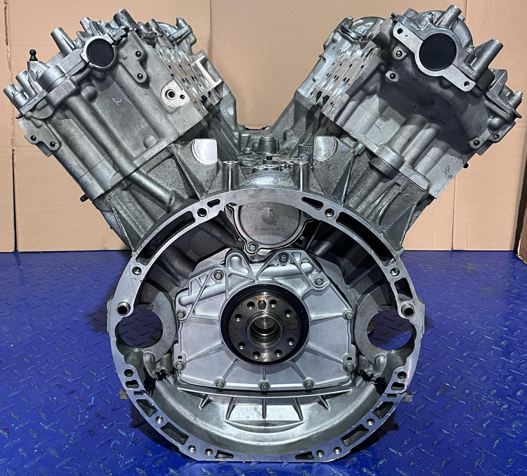 MERCEDES-BENZ Motor Reconditionat OM642.899 - Moteur pour Camion: photos 2 MERCEDES-BENZ Motor Reconditionat OM642.899 - Moteur pour Camion: photos 2