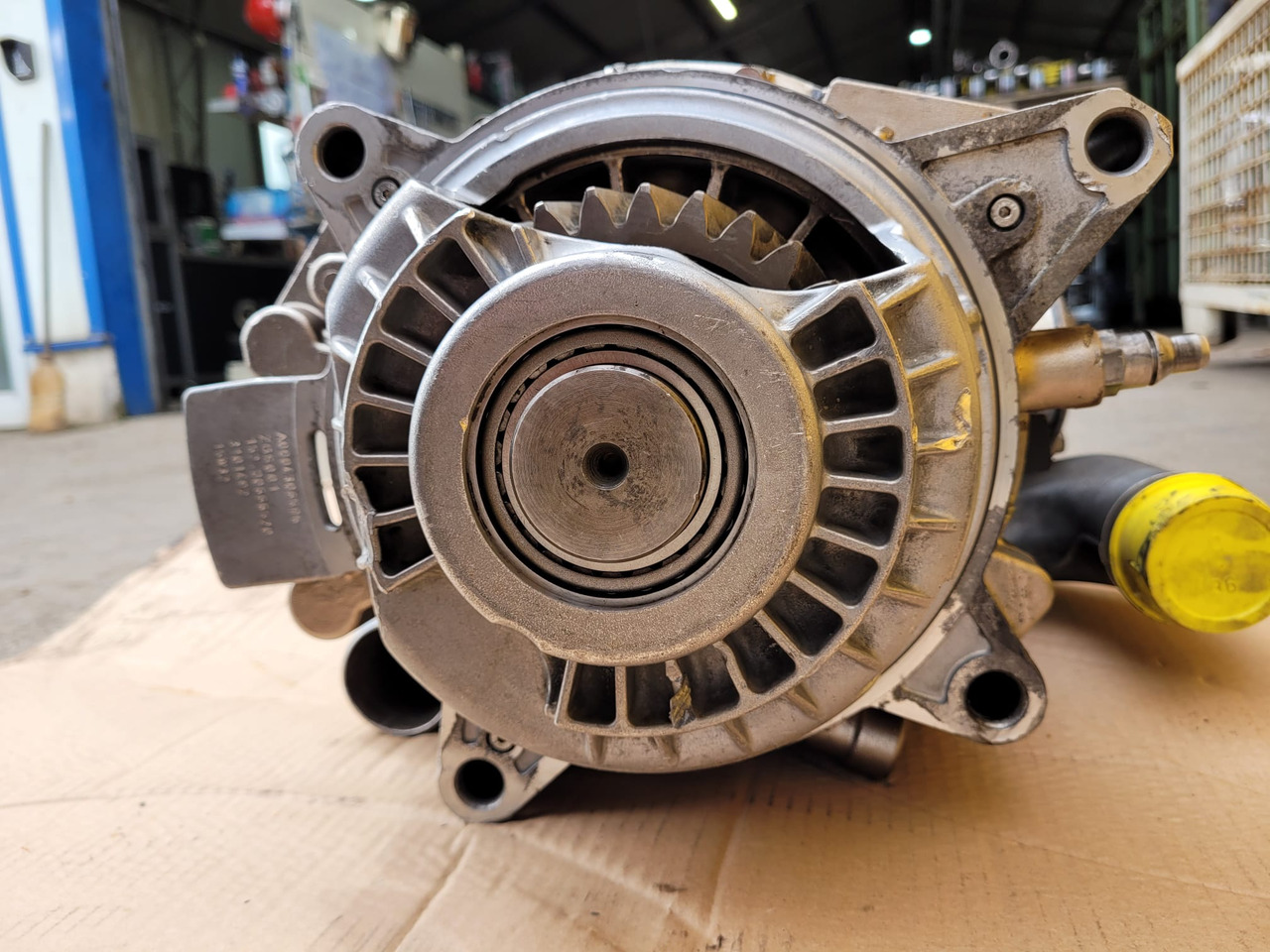 Boîte de vitesse et pièces pour Autocar neuf MERCEDES TOURISMO EURO 6 Reconditioned Retarder: photos 8