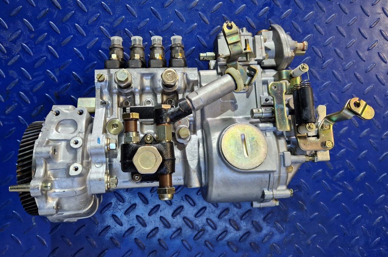 MITSUBISHI INJECTION PUMP ME220309 - Pompe à carburant pour Camion: photos 2 MITSUBISHI INJECTION PUMP ME220309 - Pompe à carburant pour Camion: photos 2