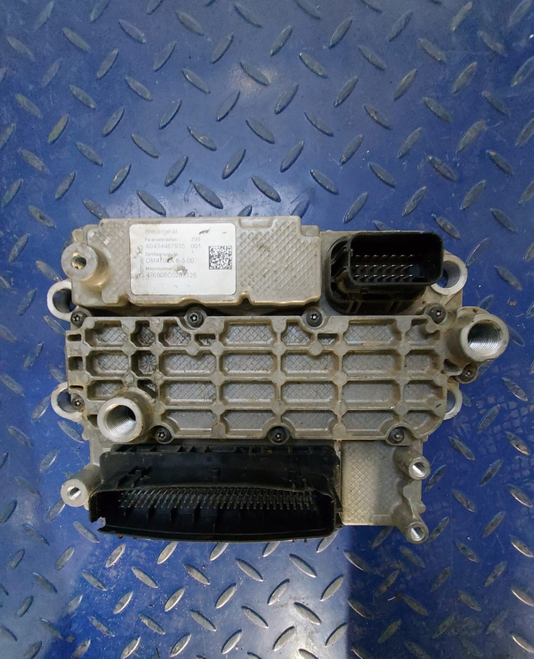 Mercedes Actros MP4 Atego Antos MCM 2.1 A0014469535 Euro 6 ECU REMAN - Bloc de gestion pour Camion: photos 1 Mercedes Actros MP4 Atego Antos MCM 2.1 A0014469535 Euro 6 ECU REMAN - Bloc de gestion pour Camion: photos 1