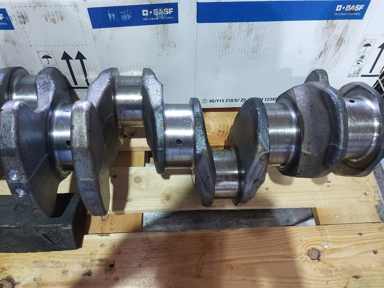 Mercedes Crankshaft OM473 Euro 6 - Vilebrequin: photos 4 Mercedes Crankshaft OM473 Euro 6 - Vilebrequin: photos 4