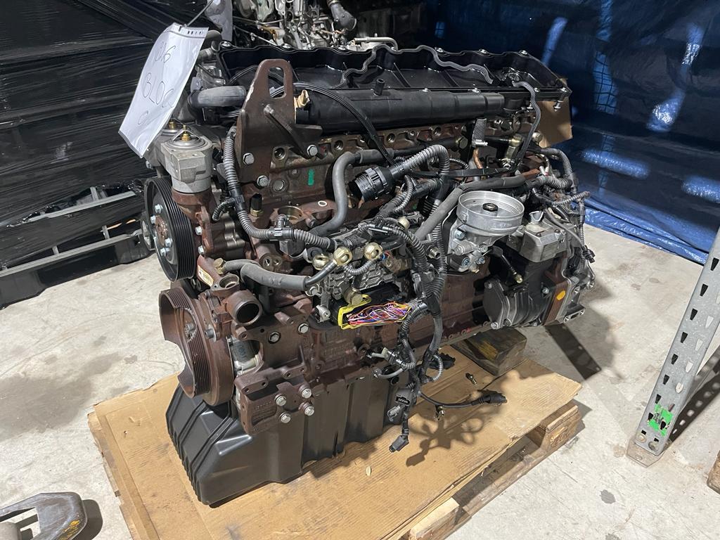 Mercedes Detroit Diesel ECM DDERA9264460040 A9264460040 9264460040 - Bloc de gestion pour Camion: photos 2 Mercedes Detroit Diesel ECM DDERA9264460040 A9264460040 9264460040 - Bloc de gestion pour Camion: photos 2