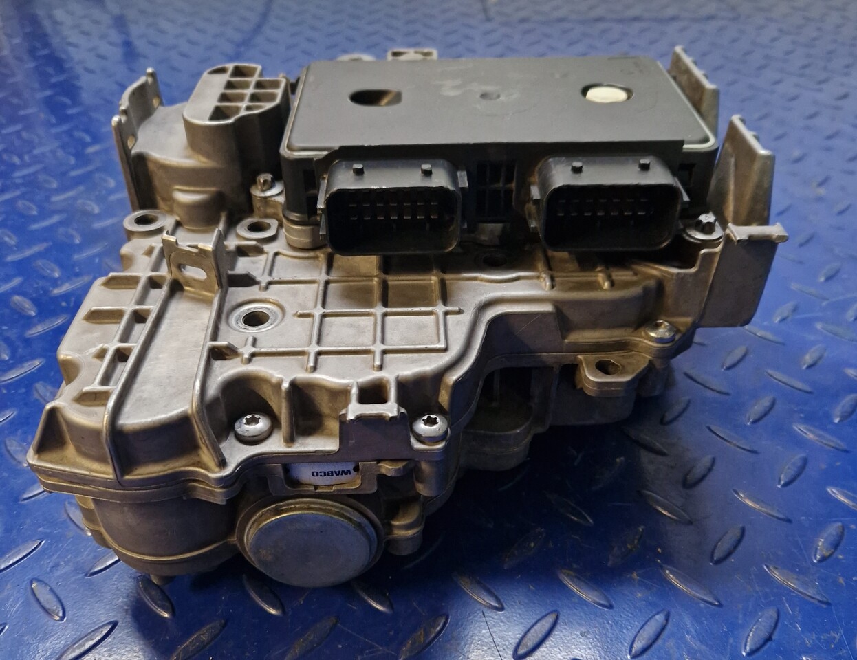 Mercedes MB Actros MP4 transmission shifting cylinder A9602603863 - Pièces de rechange pour Autre matériel: photos 5 Mercedes MB Actros MP4 transmission shifting cylinder A9602603863 - Pièces de rechange pour Autre matériel: photos 5