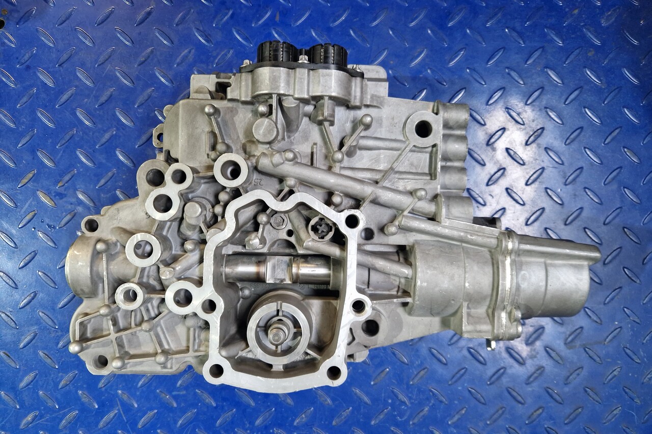 Mercedes MB Actros MP4 transmission shifting cylinder A9602603863 - Pièces de rechange pour Autre matériel: photos 1 Mercedes MB Actros MP4 transmission shifting cylinder A9602603863 - Pièces de rechange pour Autre matériel: photos 1