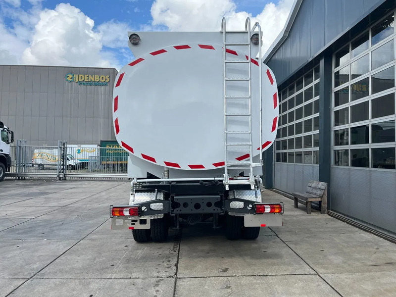 Mercedes-Benz Arocs 4040 6x6 Water Tank Truck - Camion citerne: photos 4 Mercedes-Benz Arocs 4040 6x6 Water Tank Truck - Camion citerne: photos 4