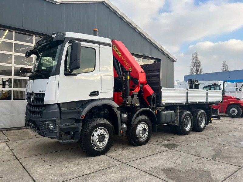 Mercedes-Benz Arocs 4140 K 8x4 Crane Truck (Pre order) - Camion grue: photos 1 Mercedes-Benz Arocs 4140 K 8x4 Crane Truck (Pre order) - Camion grue: photos 1