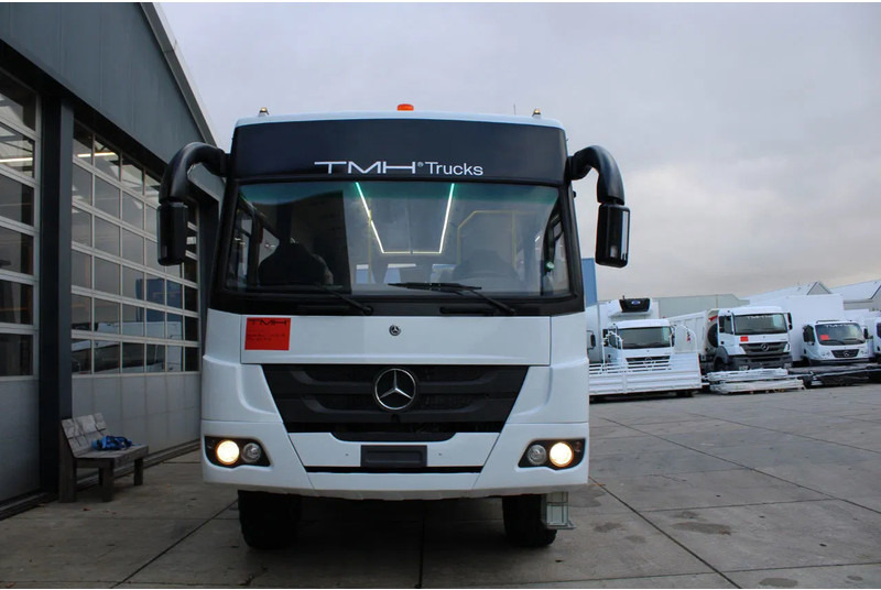 Mercedes-Benz Atego 1725 4x4 Passenger Bus - Autocar: photos 3 Mercedes-Benz Atego 1725 4x4 Passenger Bus - Autocar: photos 3