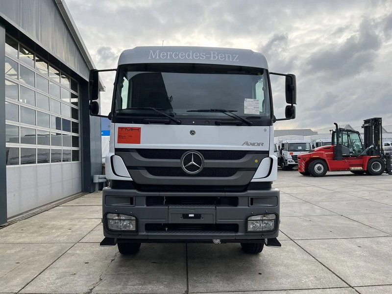 Mercedes-Benz Axor 3344 6x4 Chassis Cabin - Châssis cabine: photos 4 Mercedes-Benz Axor 3344 6x4 Chassis Cabin - Châssis cabine: photos 4
