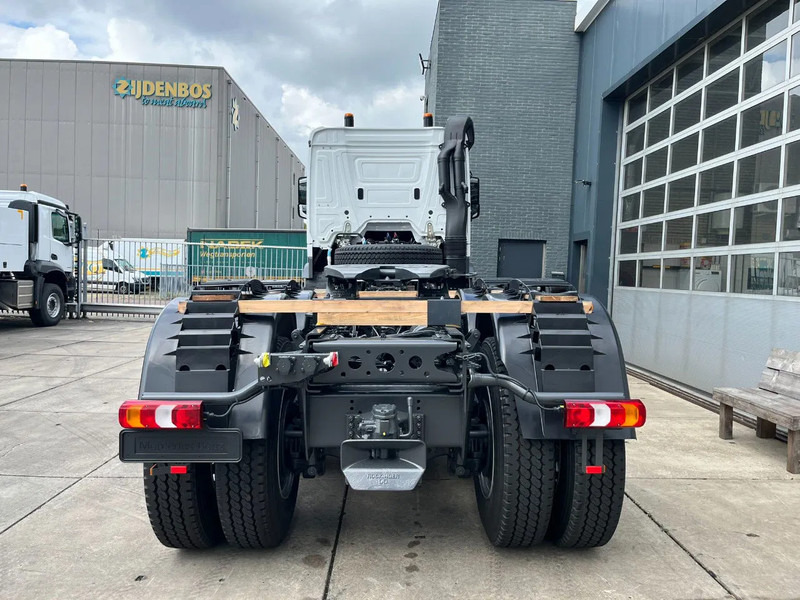 Mercedes-Benz Arocs 4058 AS 6x6 Tractor Head 180T Push Pull EURO-5 - Tracteur routier: photos 4 Mercedes-Benz Arocs 4058 AS 6x6 Tractor Head 180T Push Pull EURO-5 - Tracteur routier: photos 4