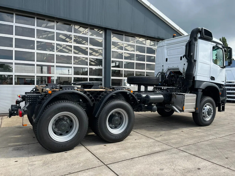 Mercedes-Benz Arocs 4058 AS 6x6 Tractor Head 180T Push Pull (Pre order) - Tracteur routier: photos 5 Mercedes-Benz Arocs 4058 AS 6x6 Tractor Head 180T Push Pull (Pre order) - Tracteur routier: photos 5