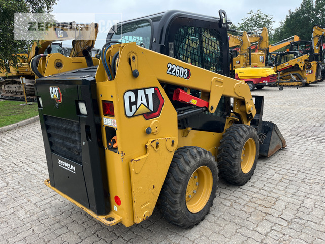 Cat 226D - Mini chargeuse: photos 3 Cat 226D - Mini chargeuse: photos 3