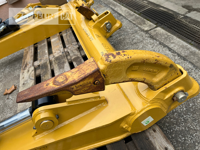 Cat 3-Zahn Heckaufreißer - Ripper pour Engins de chantier: photos 4 Cat 3-Zahn Heckaufreißer - Ripper pour Engins de chantier: photos 4