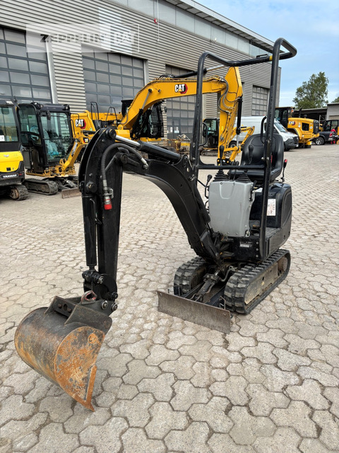 Cat 300.9D - Mini pelle: photos 2 Cat 300.9D - Mini pelle: photos 2