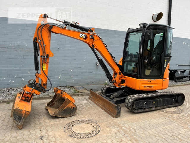 Cat 303.5ECR - Mini pelle: photos 2 Cat 303.5ECR - Mini pelle: photos 2