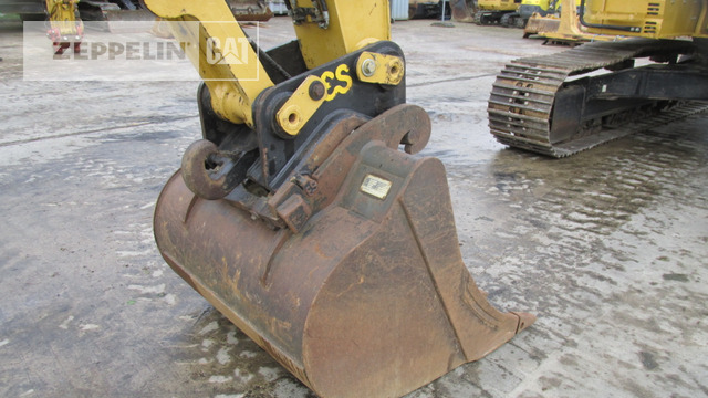 Cat 325FL - Pelle sur chenille: photos 5 Cat 325FL - Pelle sur chenille: photos 5