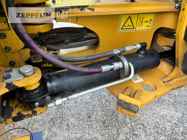 Cat 908M - Chargeuse sur pneus: photos 4 Cat 908M - Chargeuse sur pneus: photos 4