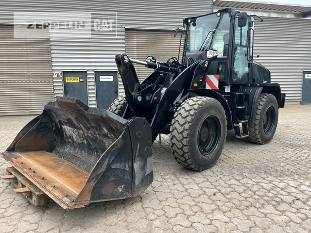 Cat 910-14A - Chargeuse sur pneus: photos 1 Cat 910-14A - Chargeuse sur pneus: photos 1