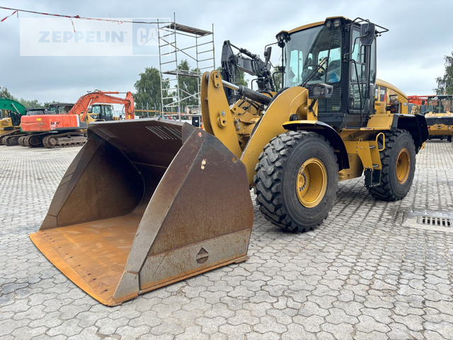 Cat 926M - Chargeuse sur pneus: photos 1 Cat 926M - Chargeuse sur pneus: photos 1