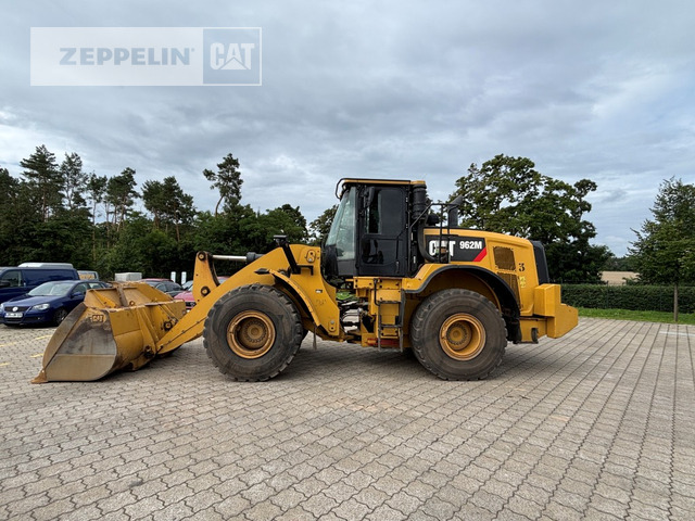 Cat 962M - Chargeuse sur pneus: photos 1 Cat 962M - Chargeuse sur pneus: photos 1