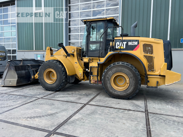 Cat 962M - Chargeuse sur pneus: photos 3 Cat 962M - Chargeuse sur pneus: photos 3