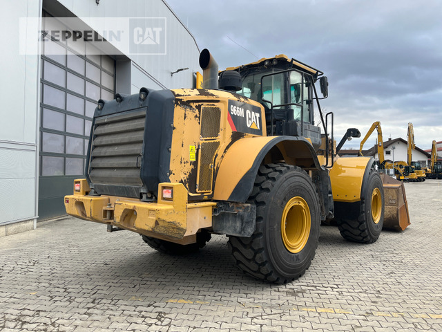 Cat 966M - Chargeuse sur pneus: photos 3 Cat 966M - Chargeuse sur pneus: photos 3