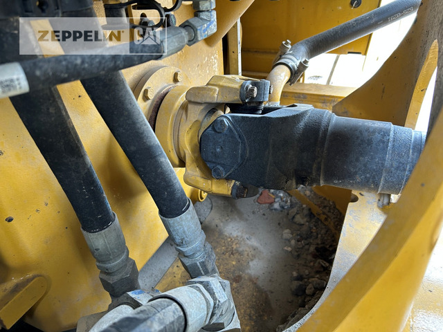 Chargeuse sur pneus Cat 966MXE: photos 30 Chargeuse sur pneus Cat 966MXE: photos 30