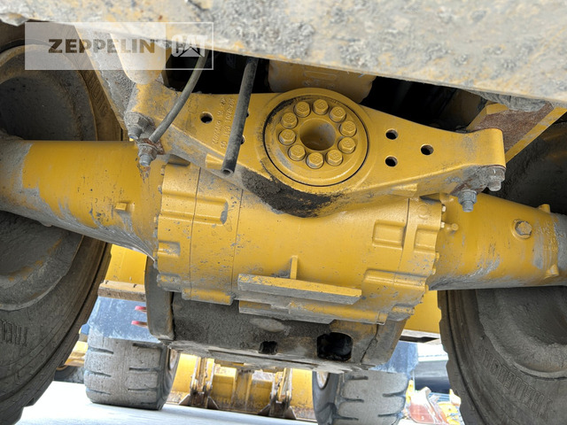 Chargeuse sur pneus Cat 966MXE: photos 33 Chargeuse sur pneus Cat 966MXE: photos 33