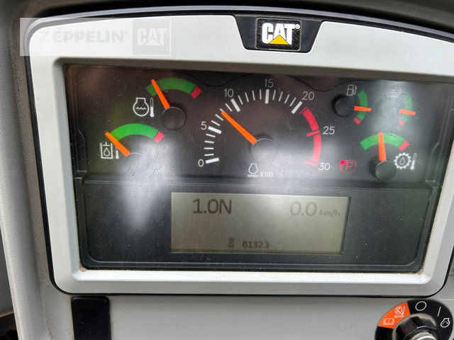 Chargeuse sur pneus Cat 966MXE: photos 43 Chargeuse sur pneus Cat 966MXE: photos 43