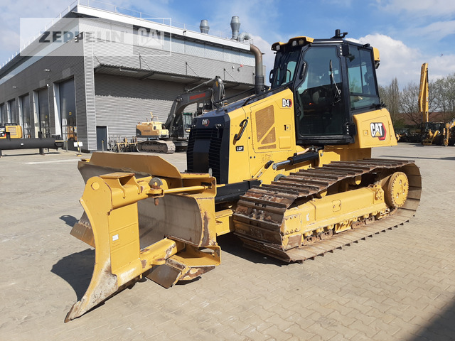 Cat D4-16A - Bulldozer: photos 1 Cat D4-16A - Bulldozer: photos 1