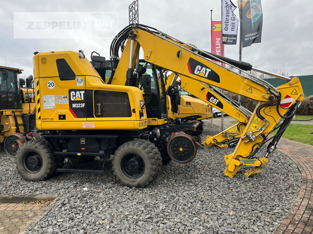 Cat M323F - Pelle: photos 1 Cat M323F - Pelle: photos 1