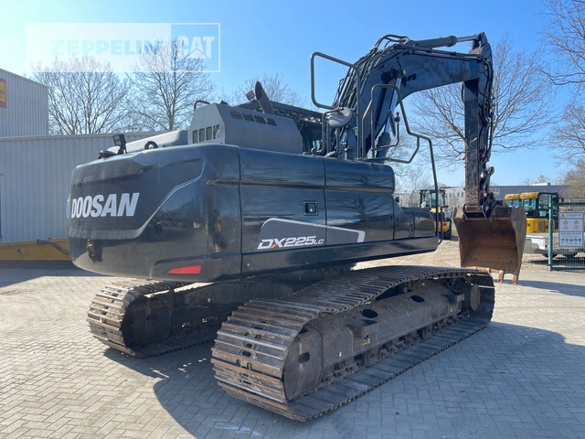 Doosan DX225LC-5 - Pelle sur chenille: photos 3 Doosan DX225LC-5 - Pelle sur chenille: photos 3