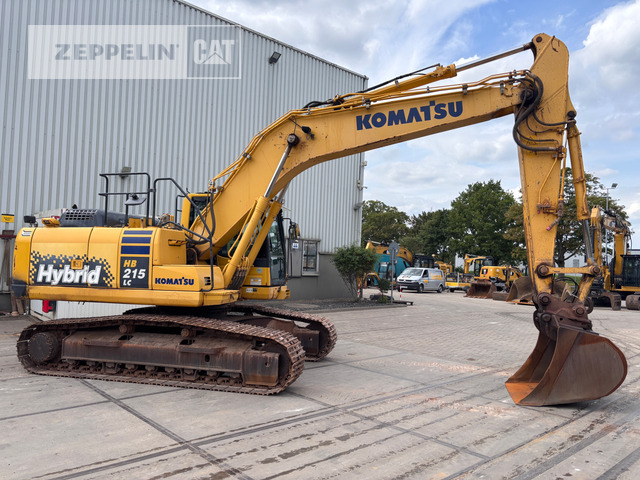 Komatsu HB215LC-2 - Pelle sur chenille: photos 2 Komatsu HB215LC-2 - Pelle sur chenille: photos 2