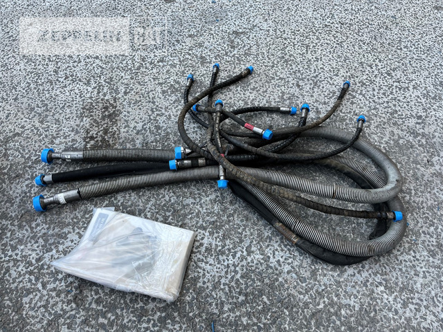 Oilquick Deutschland GmbH OQ65-M314F - Attache rapide pour Engins de chantier: photos 5 Oilquick Deutschland GmbH OQ65-M314F - Attache rapide pour Engins de chantier: photos 5