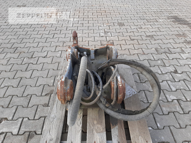 Oilquick Deutschland GmbH OQ70/55 - Attache rapide pour Engins de chantier: photos 3 Oilquick Deutschland GmbH OQ70/55 - Attache rapide pour Engins de chantier: photos 3