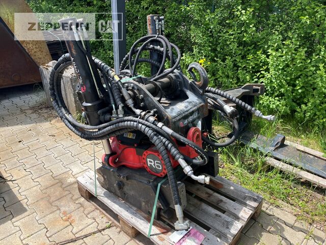 Rototilt ROTOTILT - Attache rapide pour Engins de chantier: photos 1 Rototilt ROTOTILT - Attache rapide pour Engins de chantier: photos 1