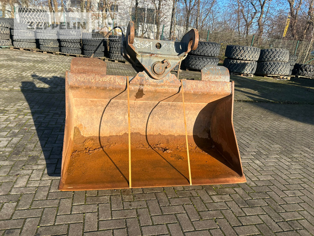 Sonstiges Grabenräumlöffel - Godet pour pelle pour Engins de chantier: photos 1 Sonstiges Grabenräumlöffel - Godet pour pelle pour Engins de chantier: photos 1