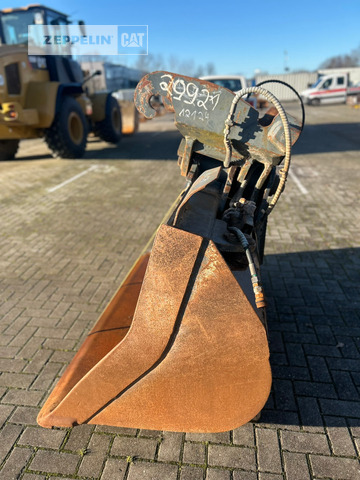 Sonstiges Grabenräumlöffel - Godet pour pelle pour Engins de chantier: photos 4 Sonstiges Grabenräumlöffel - Godet pour pelle pour Engins de chantier: photos 4