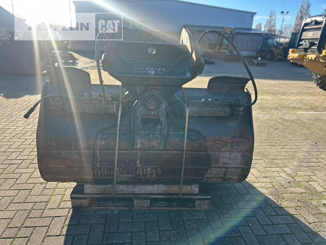 Sonstiges Grabenräumlöffel - Godet pour pelle pour Engins de chantier: photos 2 Sonstiges Grabenräumlöffel - Godet pour pelle pour Engins de chantier: photos 2