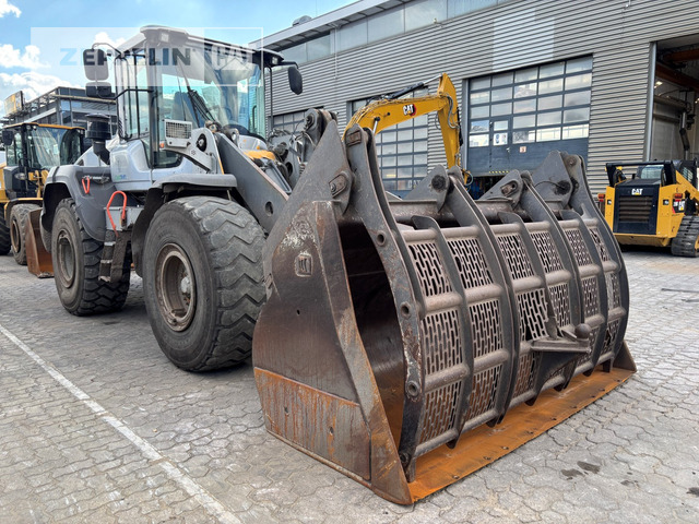 Volvo L110H - Chargeuse sur pneus: photos 1 Volvo L110H - Chargeuse sur pneus: photos 1